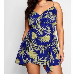 Plus Felicity Palm Print Strappy Dress